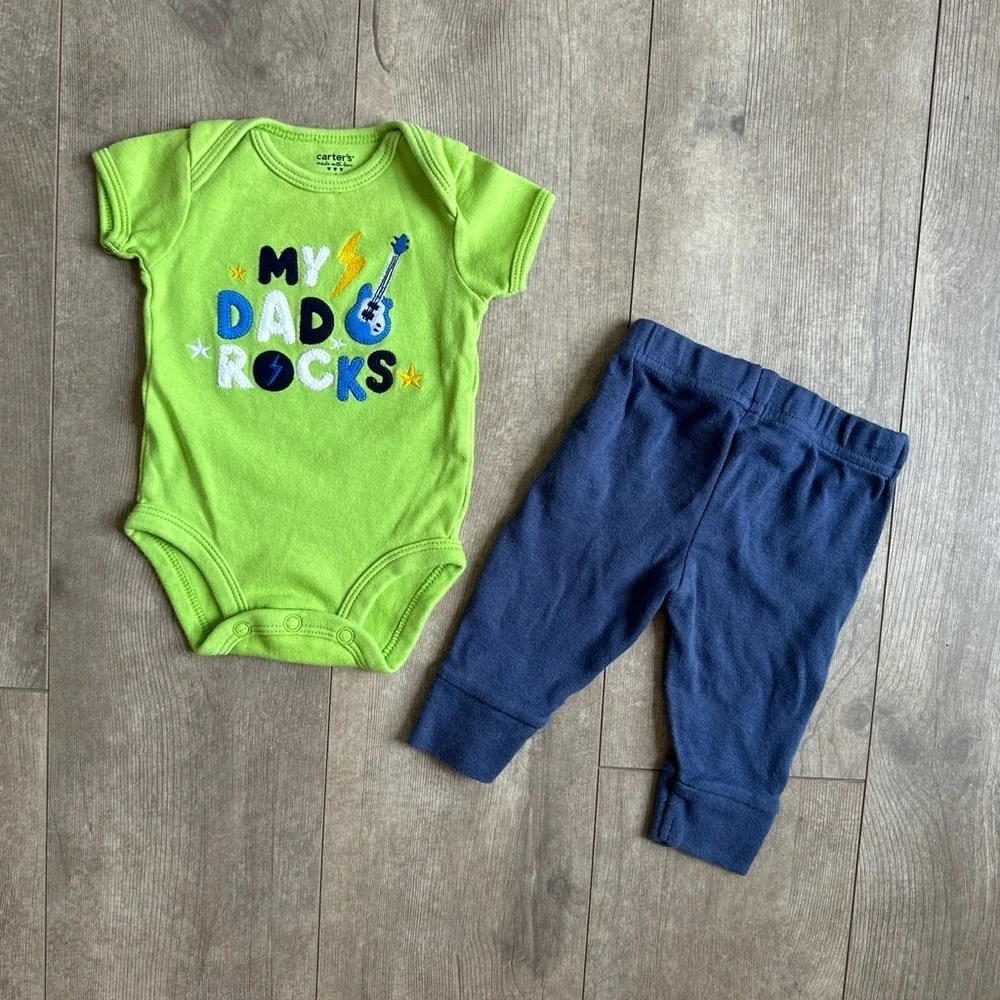 Newborn “My Dad Rocks” baby boy retro outfit carter’s / Koala Baby Cozy Euc